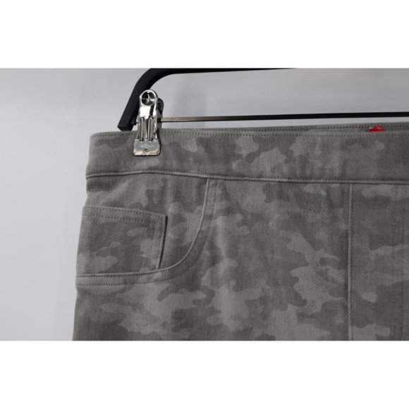 NEW SPANX Women 1X Jean-ish Ankle Leggings Stone Wash Camo High Rise - Picture 3 of 12